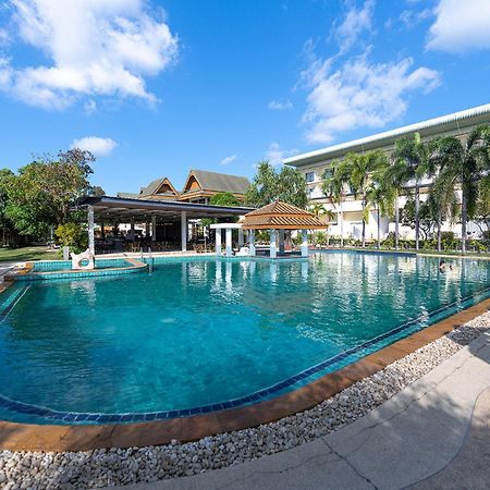 Blue Beach Grand Resort And Spa In Chalong Phuket By Dayuu Ban Saiyuan Buitenkant foto