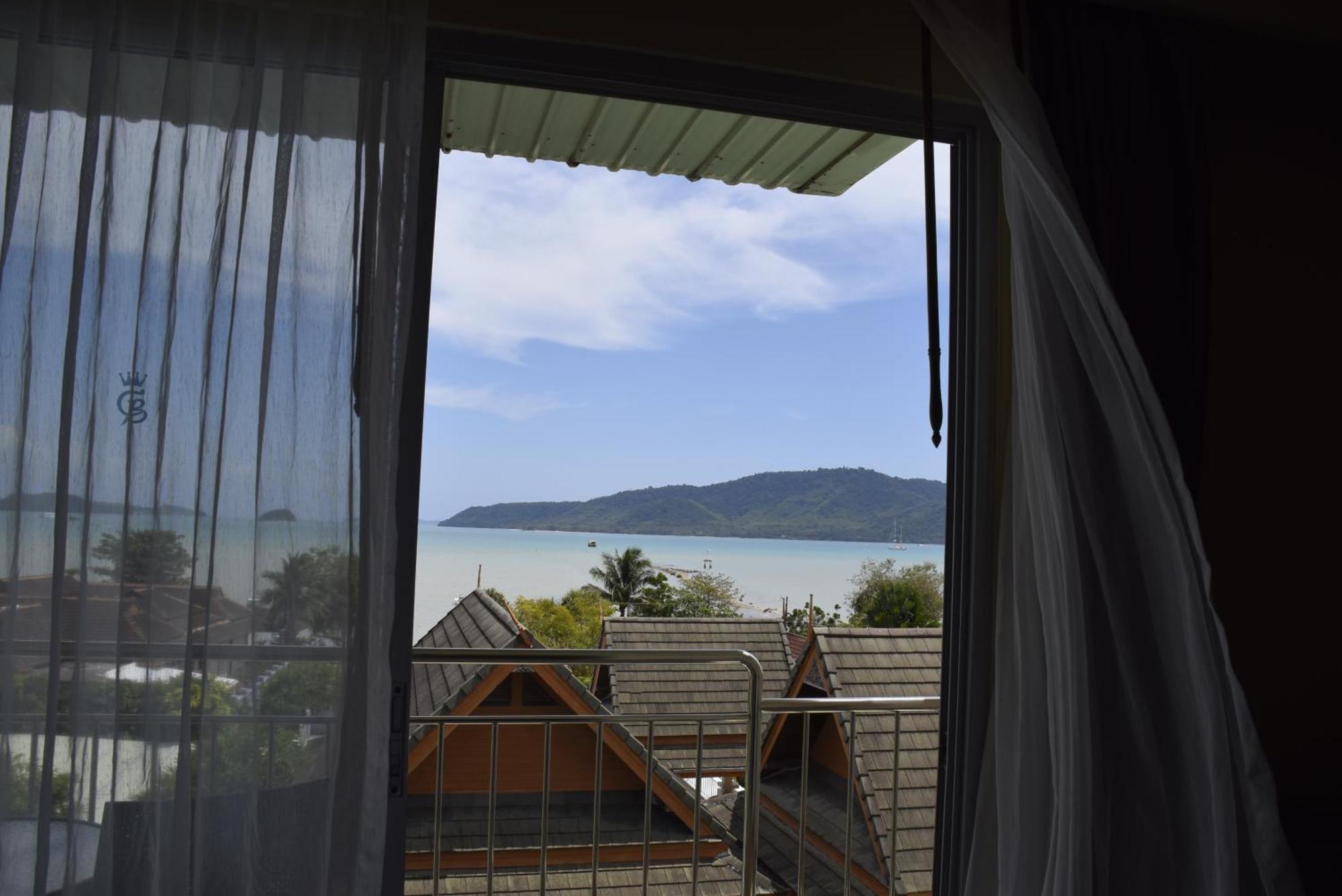 Blue Beach Grand Resort And Spa In Chalong Phuket By Dayuu Ban Saiyuan Buitenkant foto