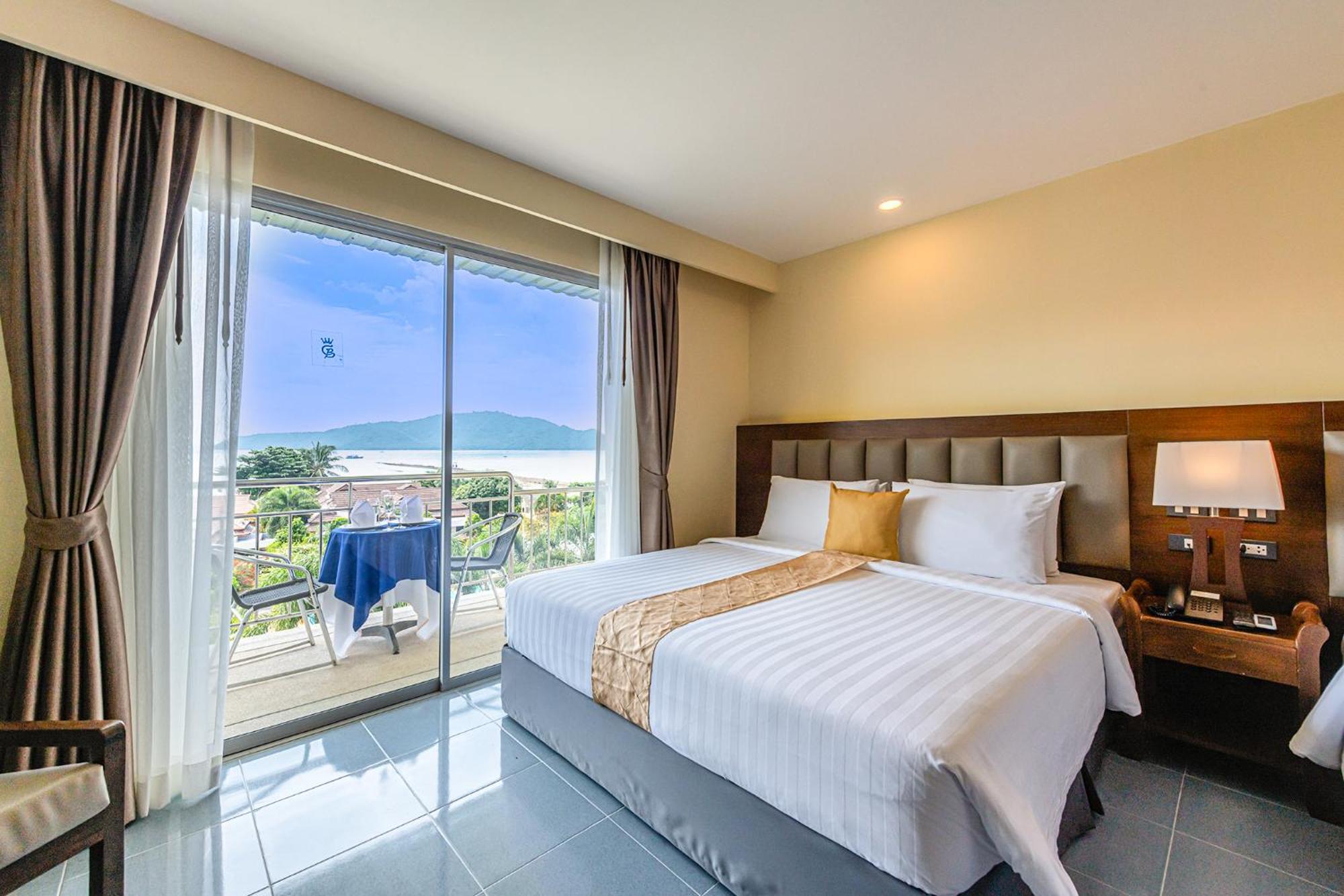 Blue Beach Grand Resort And Spa In Chalong Phuket By Dayuu Ban Saiyuan Buitenkant foto